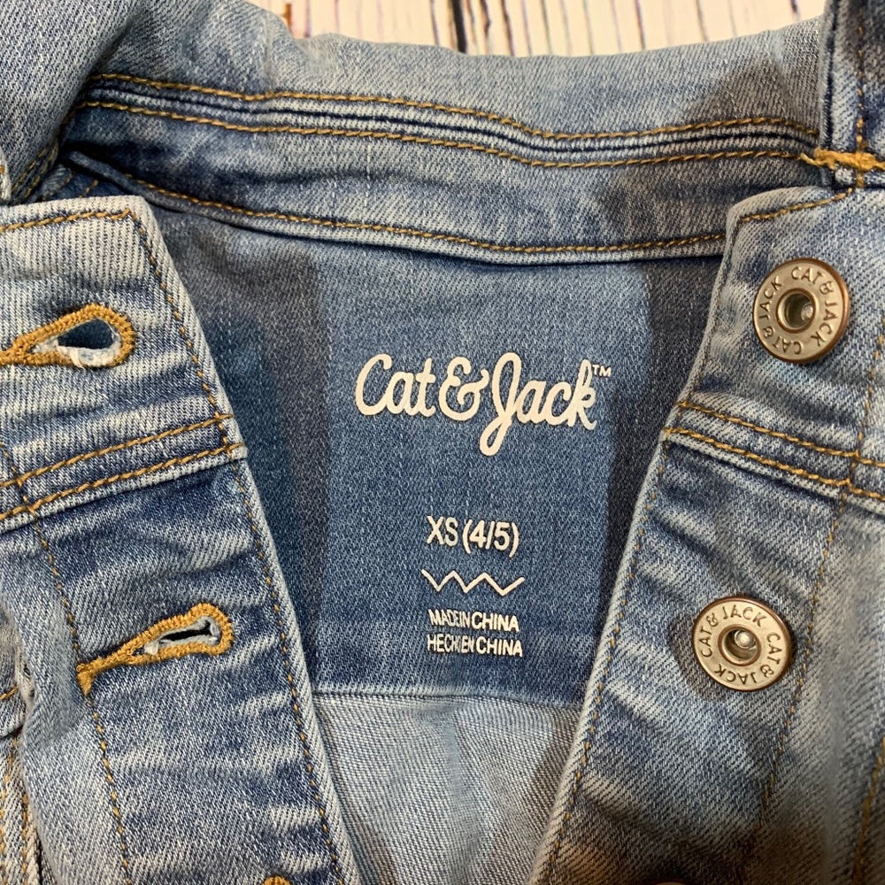 Girls xs Denim Jacket - Picture 2 of 3